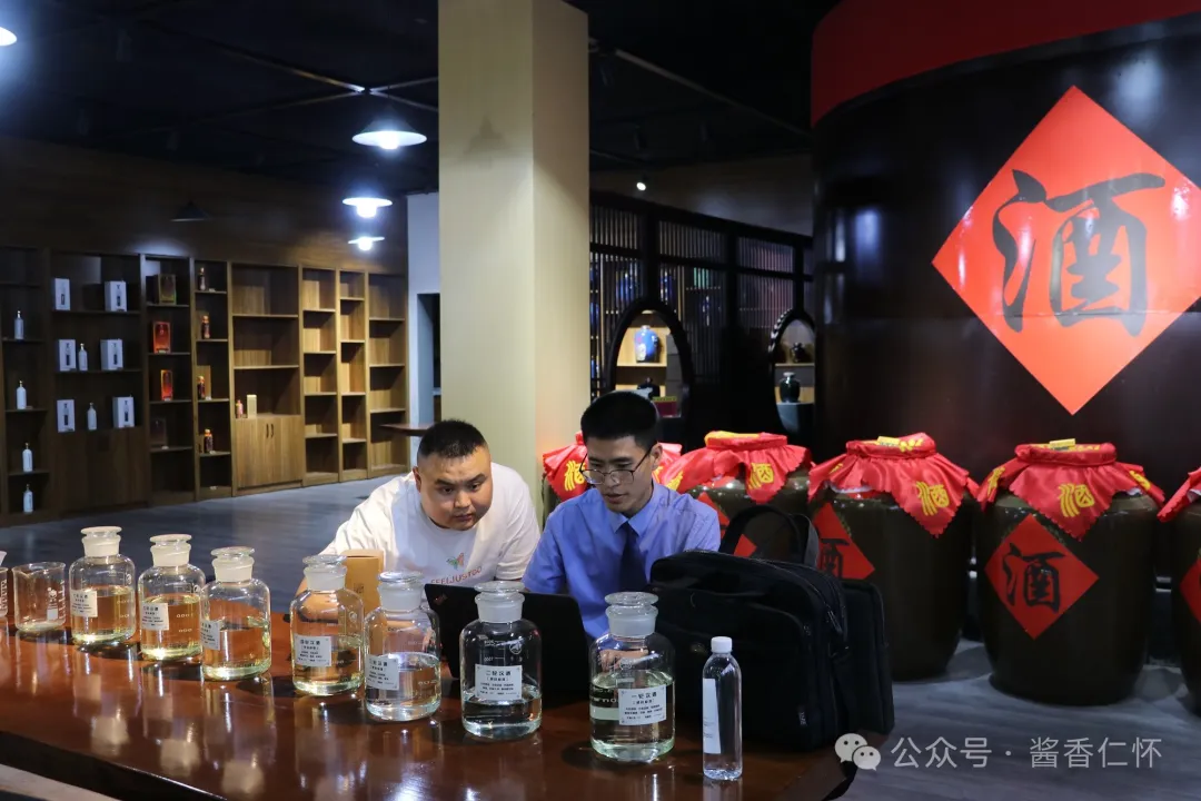 仁怀市检察院护航酒企高质量发展(图1) 仁怀市检察院护航酒企高质量发展(图1)